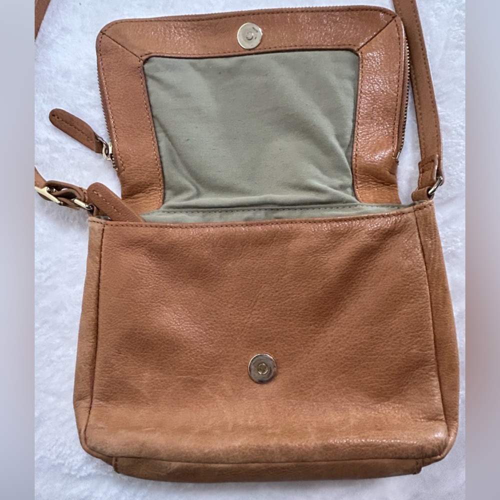 Margot Classic Soft Brown Leather Boho Crossbody Bag & Adjustable Shoulder Strap - Picture 3 of 13